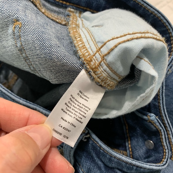 Blue jeans with frayed hem, ankle length - Picture 9 of 9